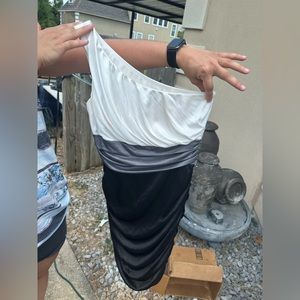 Speechless dress / size M